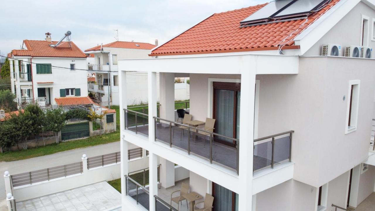 Kalli'S Apartments 尼基季 外观 照片